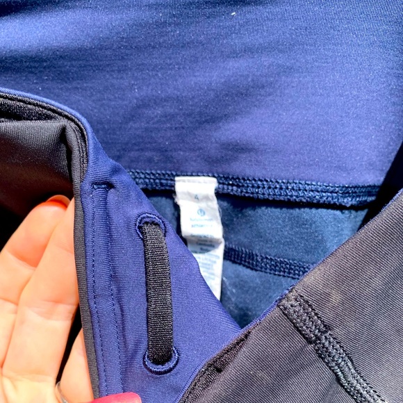 Lululemon Blue & Black Capri Size 4 Great condition - Picture 4 of 8